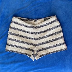 Sail to Sable shorts size 0